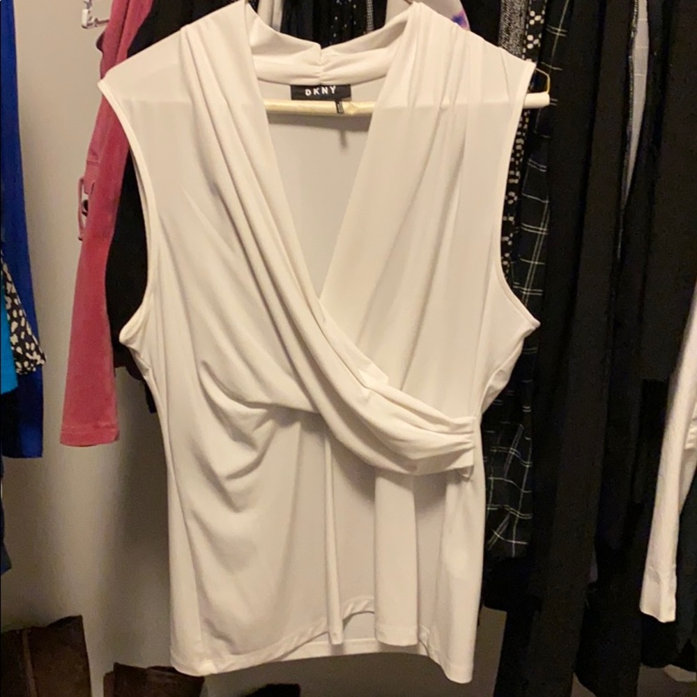 DKNY sleeveless dress shirt